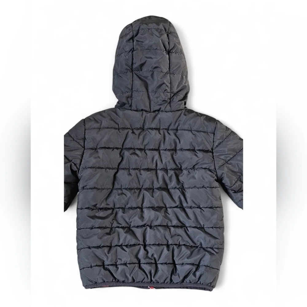 Nike Kids Black & Red Puffer Jacket Size 5/6Y